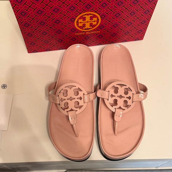 Tory Burch Blush Lug Sandals - Picture 4 of 9